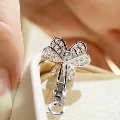 [Everoly JW]CLOVER COMOS DIAMOND EARRINGS SILVER