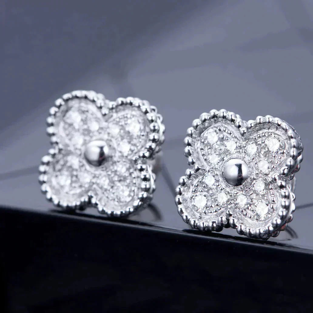 [Everoly JW]CLOVER 1 MOTIFS DIAMOND STUD EARRINGS SILVER
