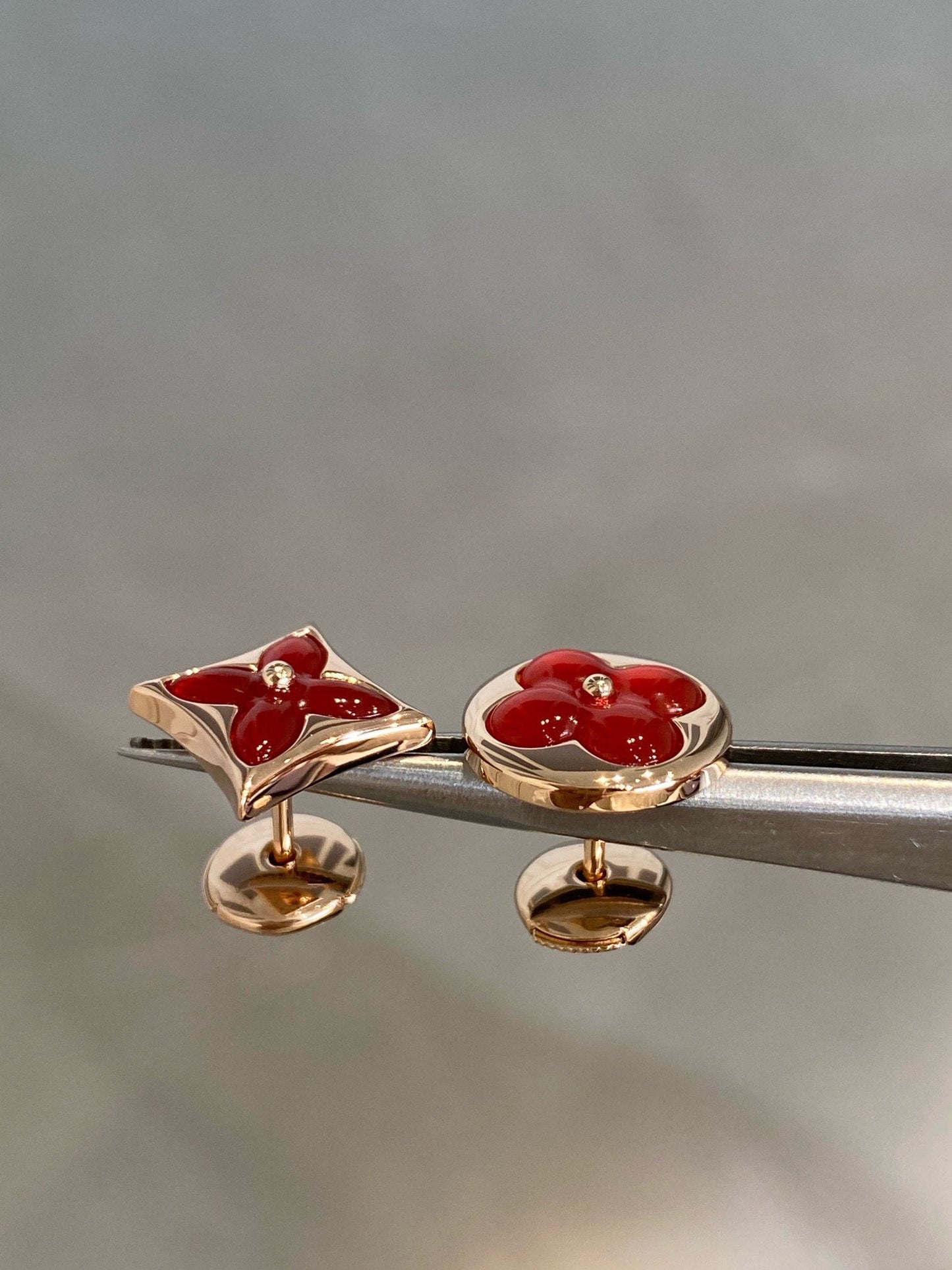 [Everoly JW]STAR AND SUN PINK GOLD CARNELIAN STUD EARRINGS