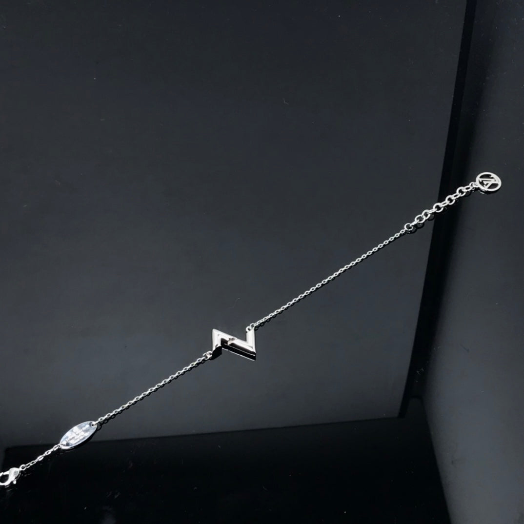 [Everoly JW]VOLT LV LOGO BRACELET