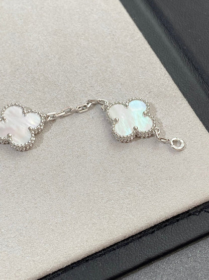 [Everoly JW]CLOVER SILVER MOP 5 MOTIF BRACELET