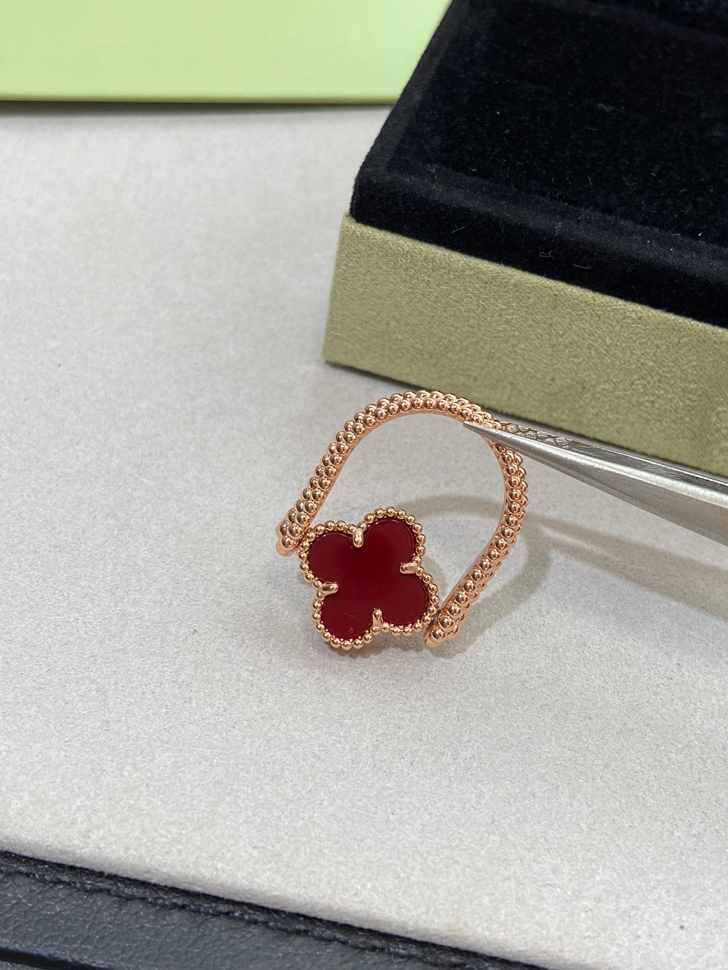 [Everoly JW]CLOVER RIVERSIBLE ROSE GOLD RING
