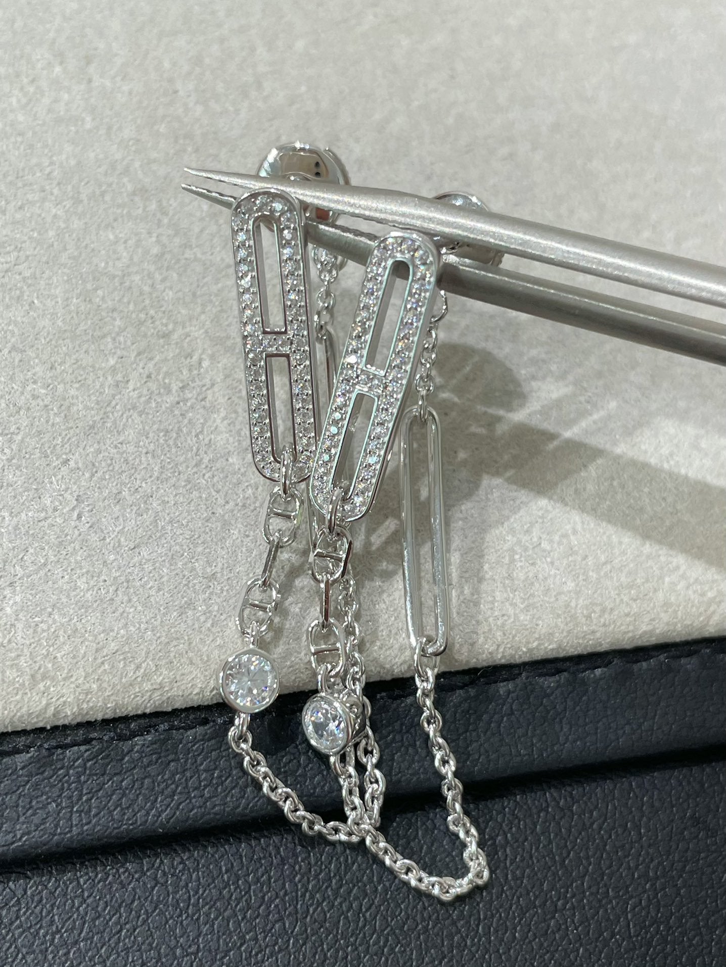 [Everoly JW]CHAINE CHAOS DIAMOND DROP EARRINGS