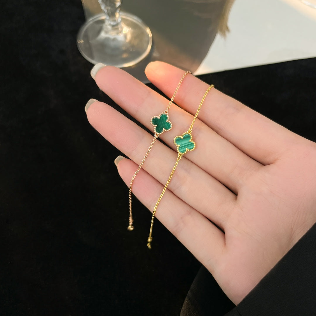[Everoly JW]CLOVER BRACELET MALACHITE 1 MOTIF
