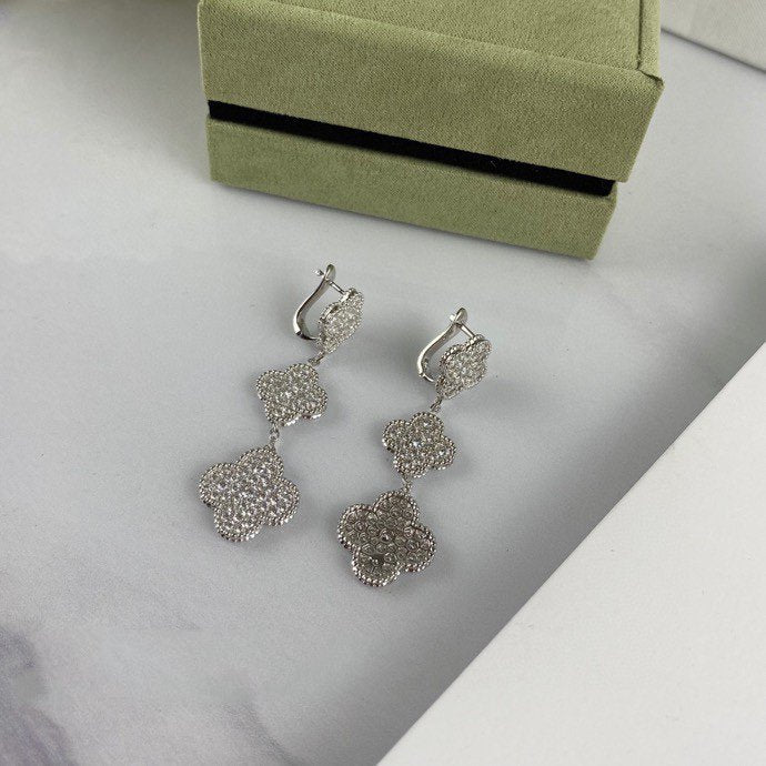 [Everoly JW]CLOVER 3 MOTIF DIAMOND SILVER DROP EARRINGS
