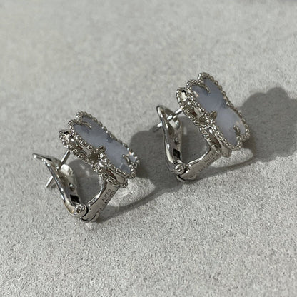 [Everoly JW]CLOVER CHALCEDONY SILVER STUD EARRINGS
