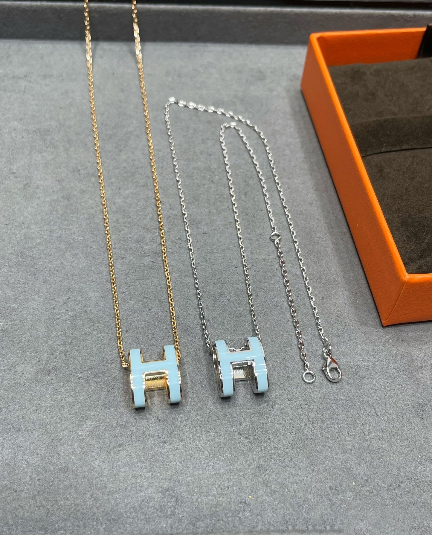 [Everoly JW]POP H SKY BLUE NECKLACE