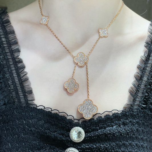 [Everoly JW]CLOVER 6 MOTIF DIAMOND PAVED NECKLACE