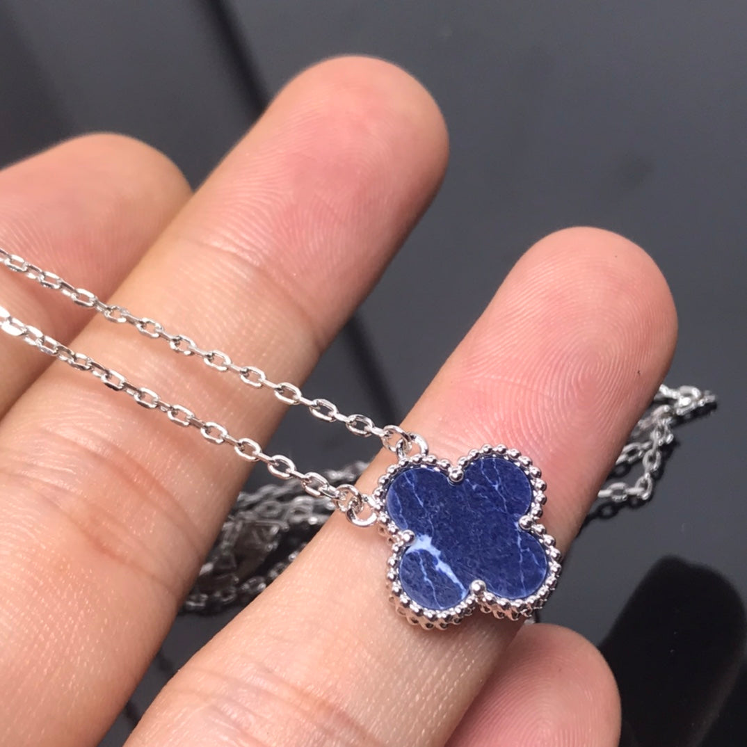 [Everoly JW]CLOVER PIETERSITE SILVER LONG NECKLACE