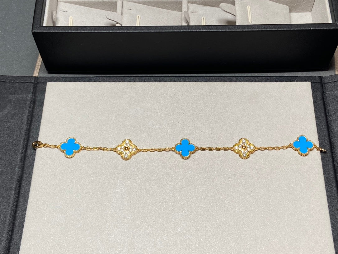[Everoly JW]CLOVER 5 MOTIF BLUE CHALCEDONY DIAMOND GOLD BRACELET