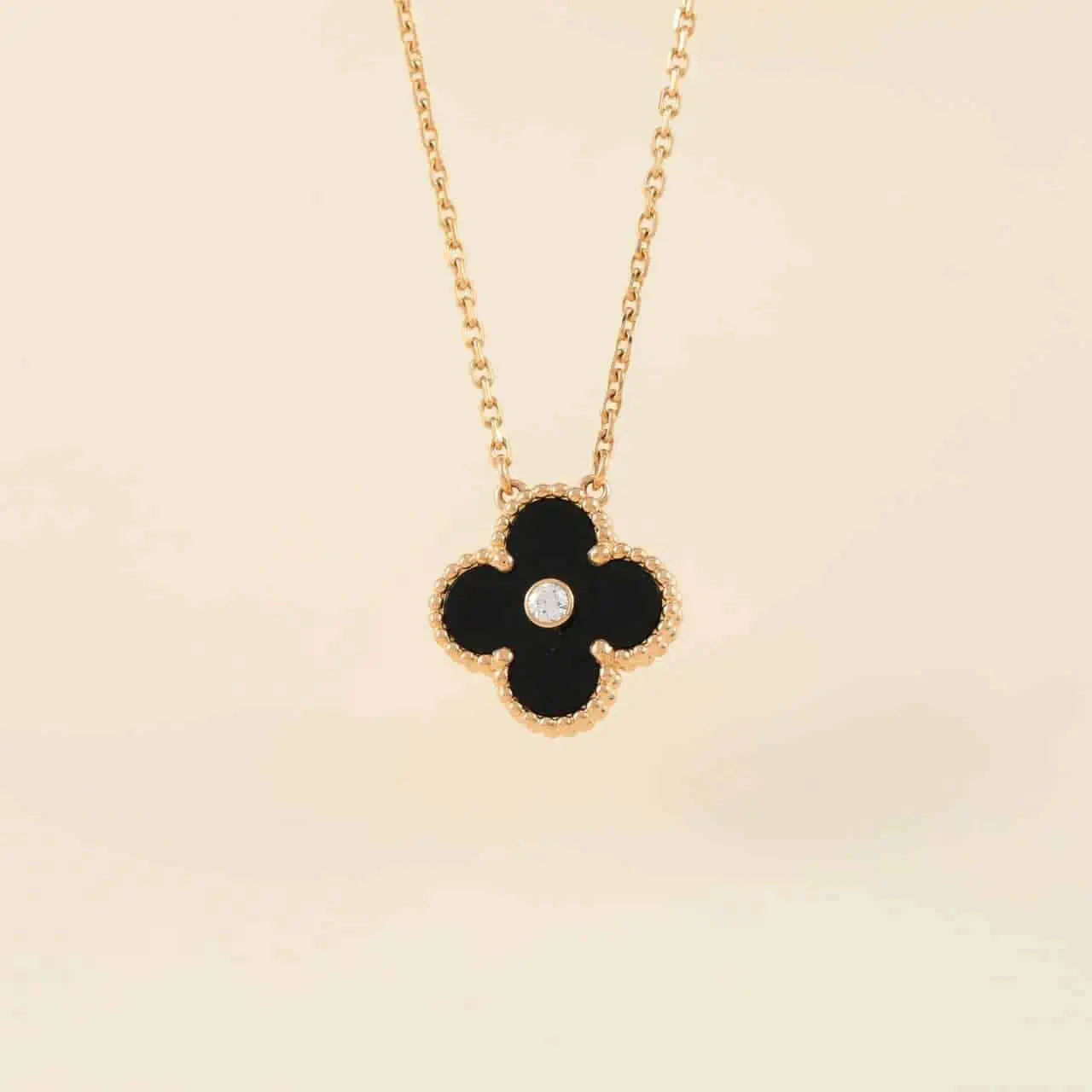 [Everoly JW]CLOVER 15MM DIAMOND ONYX NECKLACE