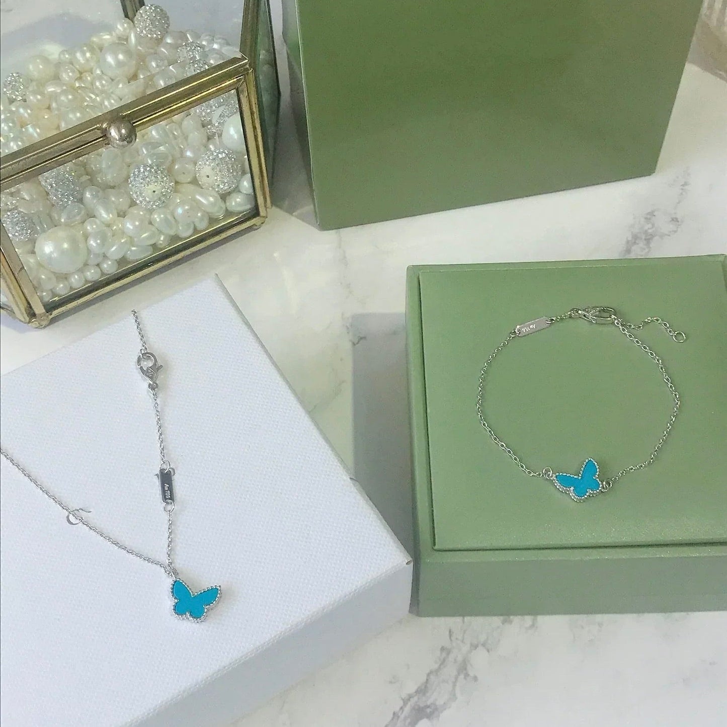 [Everoly JW]BUTTERFLY TURQUOISE BUTTERFLY BRACELET SILVER