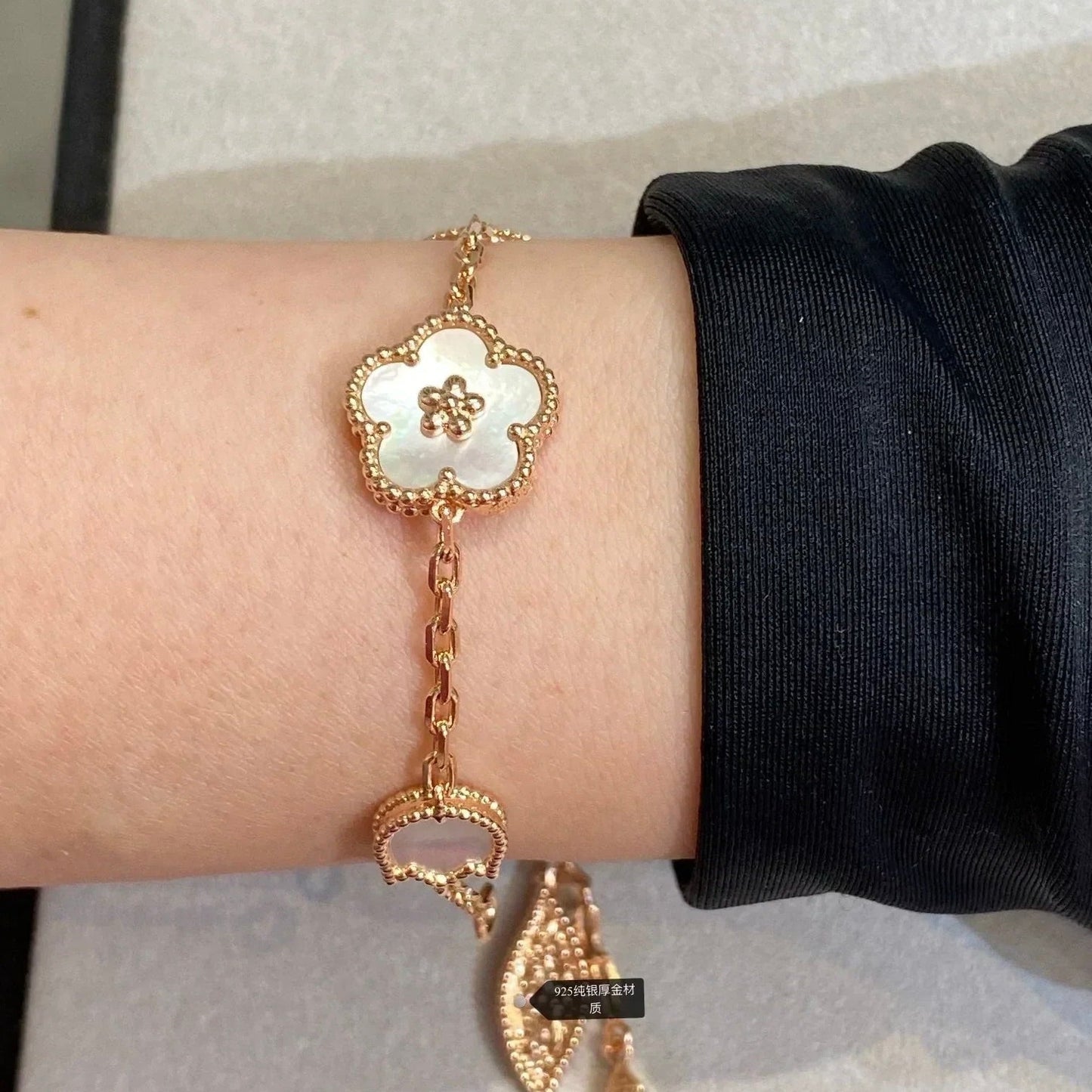 [Everoly JW]LUCKY SPRING 5 MOTIF BRACELET