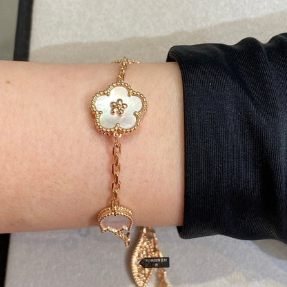 [Everoly JW]LUCKY SPRING 5 MOTIF BRACELET