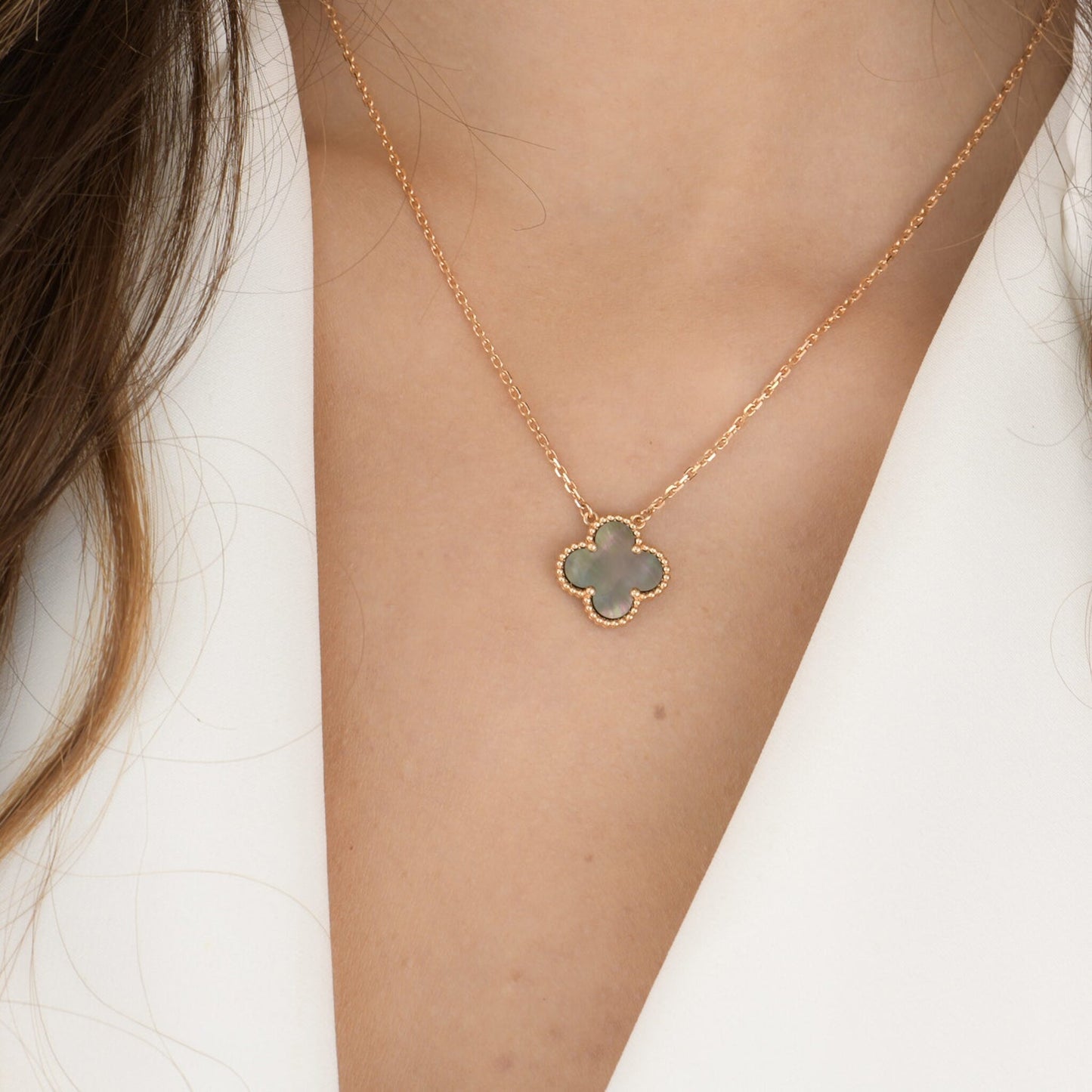 [Everoly JW]CLOVER 15MM  GRAY MOTHER OF PEARL NECKLACE