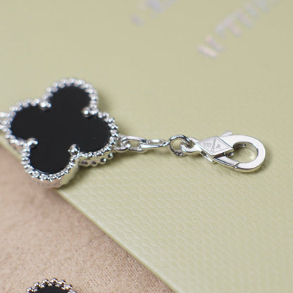 [Everoly JW]CLOVER 5 MOTIF ONYXS  BRACELET SILVER