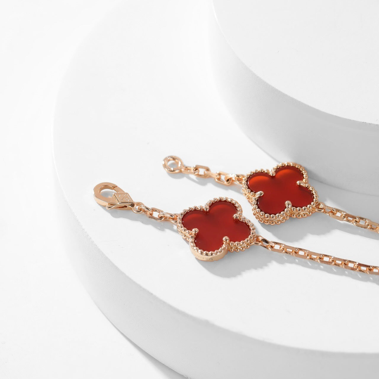 [Everoly JW]CLOVER 10 MOTIFS CARNELIAN NECKLACE