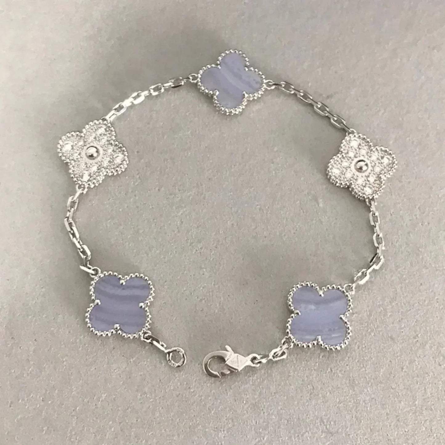 [Everoly JW]CLOVER  5 MOTIF DIAMOND PURPLE CHALCEDONY BRACELET SILVER