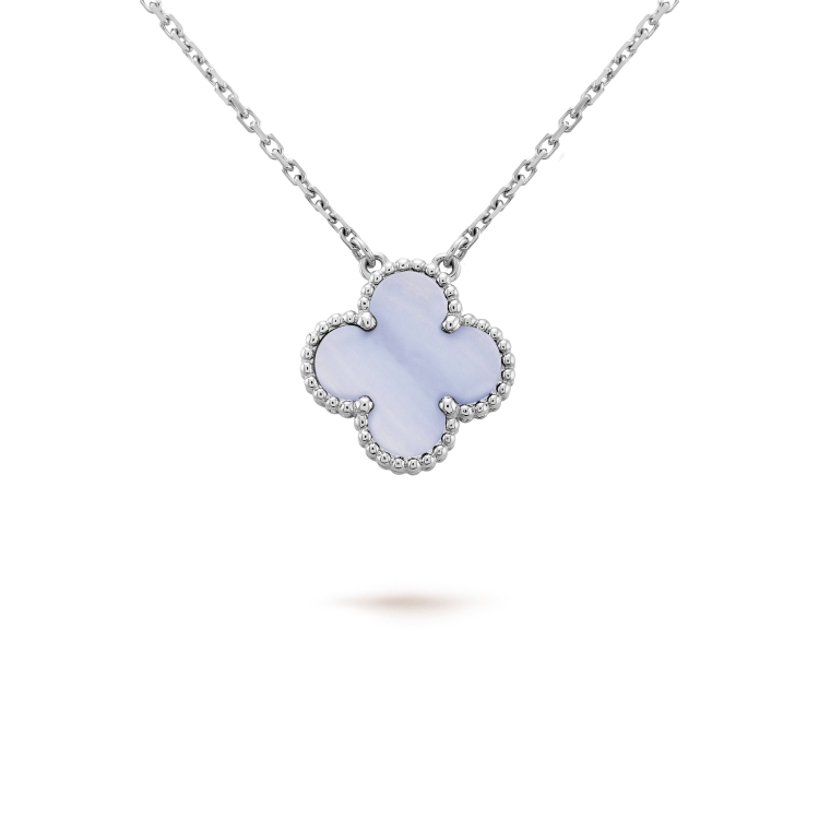 [Everoly JW]CLOVER 15MM BLUE CHALCEDONY NECKLACE SILVER