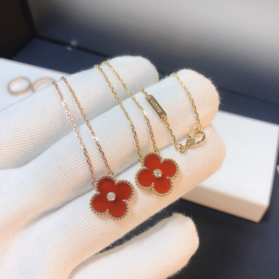 [Everoly JW]CLOVER 15MM DIAMOND CARNELIAN NECKLACE