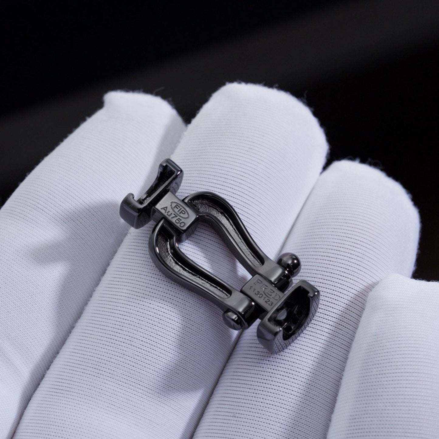 [Everoly JW]FORCE LARGE SERIES HORSESHOE BLACK SAMURAI BRACELET