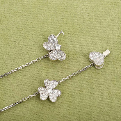 [Everoly JW]FRIVOLE SILVER 9 FLOWERS NECKLACE