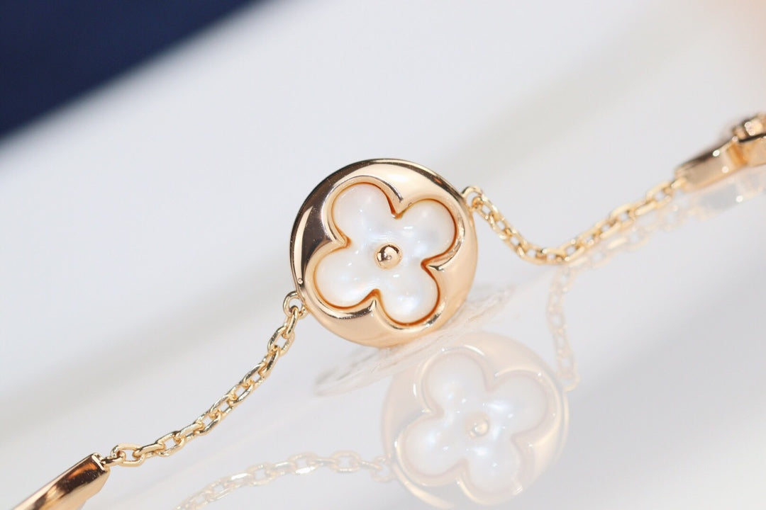 [Everoly JW]LEAF CLOVER BRACELET