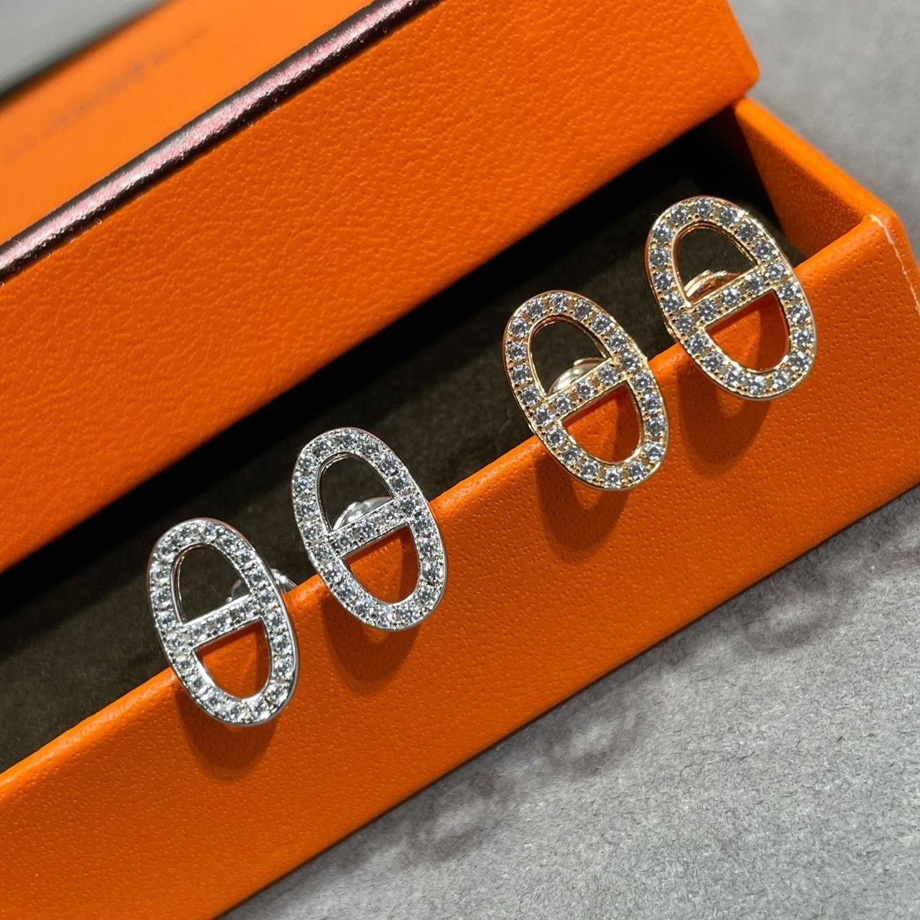 [Everoly JW]HM FULL DIAMOND PIG NOSE STUD EARRINGS