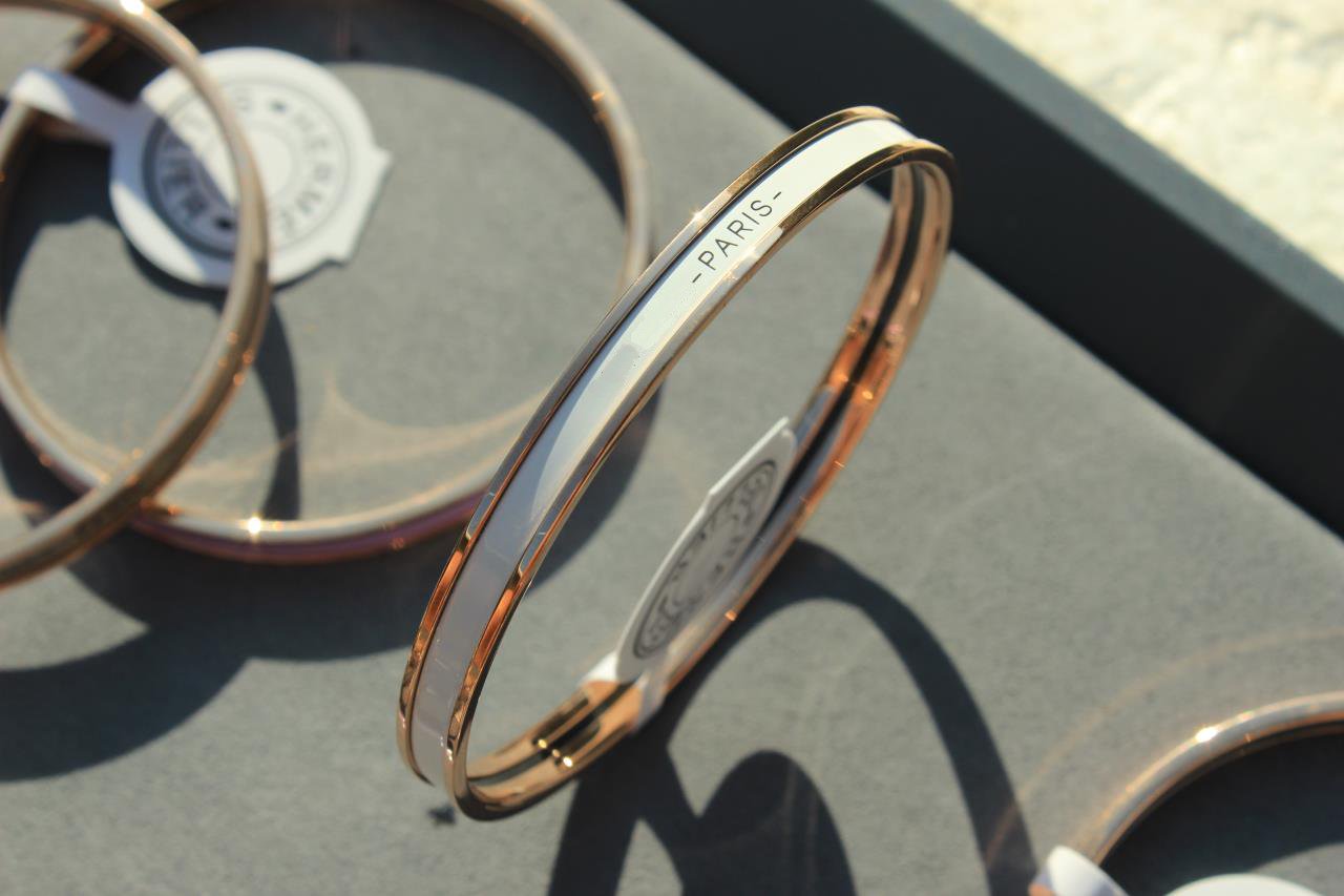 [Everoly JW]HM UNI BANGLE BAG