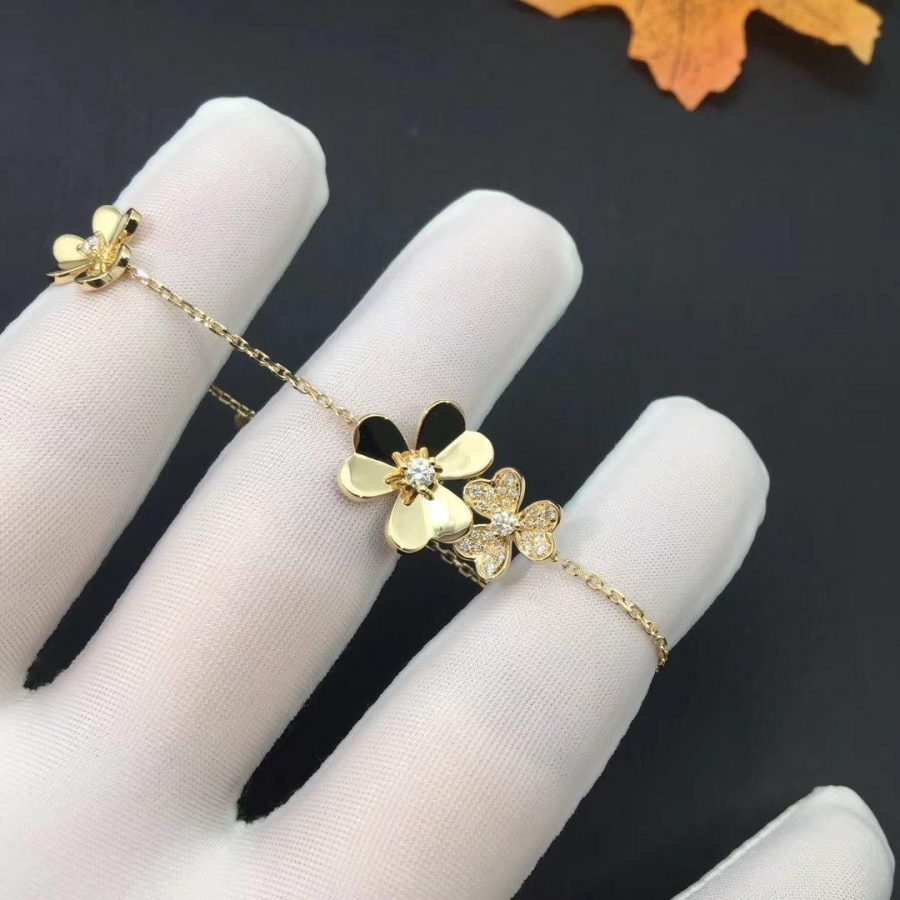 [Everoly JW]FRIVOLE GOLD 5 FLOWERS BRACELET