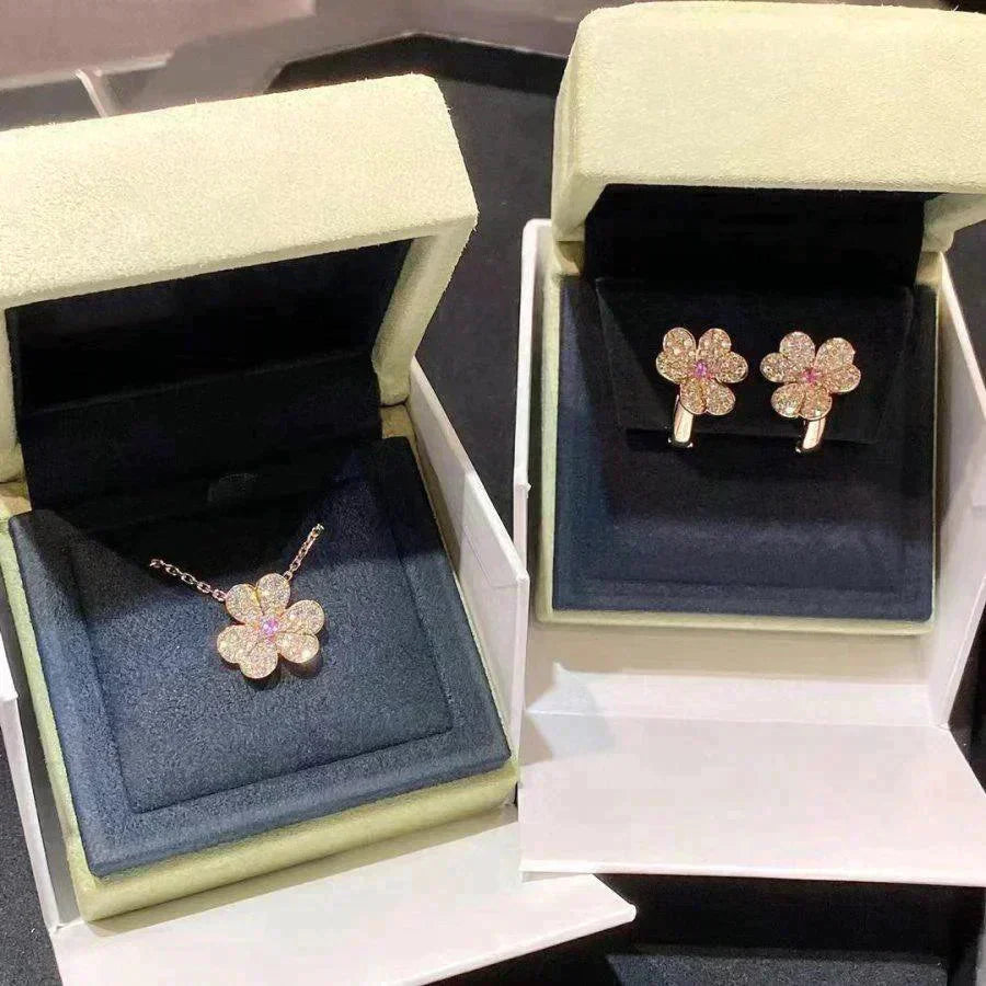 [Everoly JW]FRIVOLE ROSE GOLD FLOWER DIAMOND NECKLACE