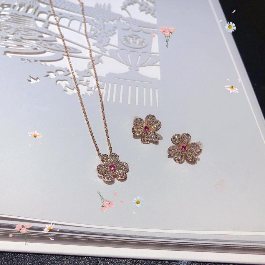 [Everoly JW]FRIVOLE ROSE GOLD FLOWER DIAMOND NECKLACE