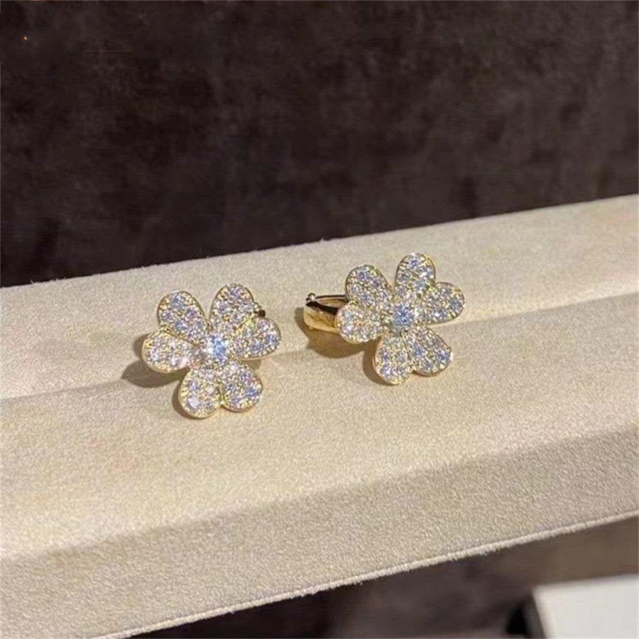 [Everoly JW]FRIVOLE GOLD FLOWER DIAMOND EARRINGS