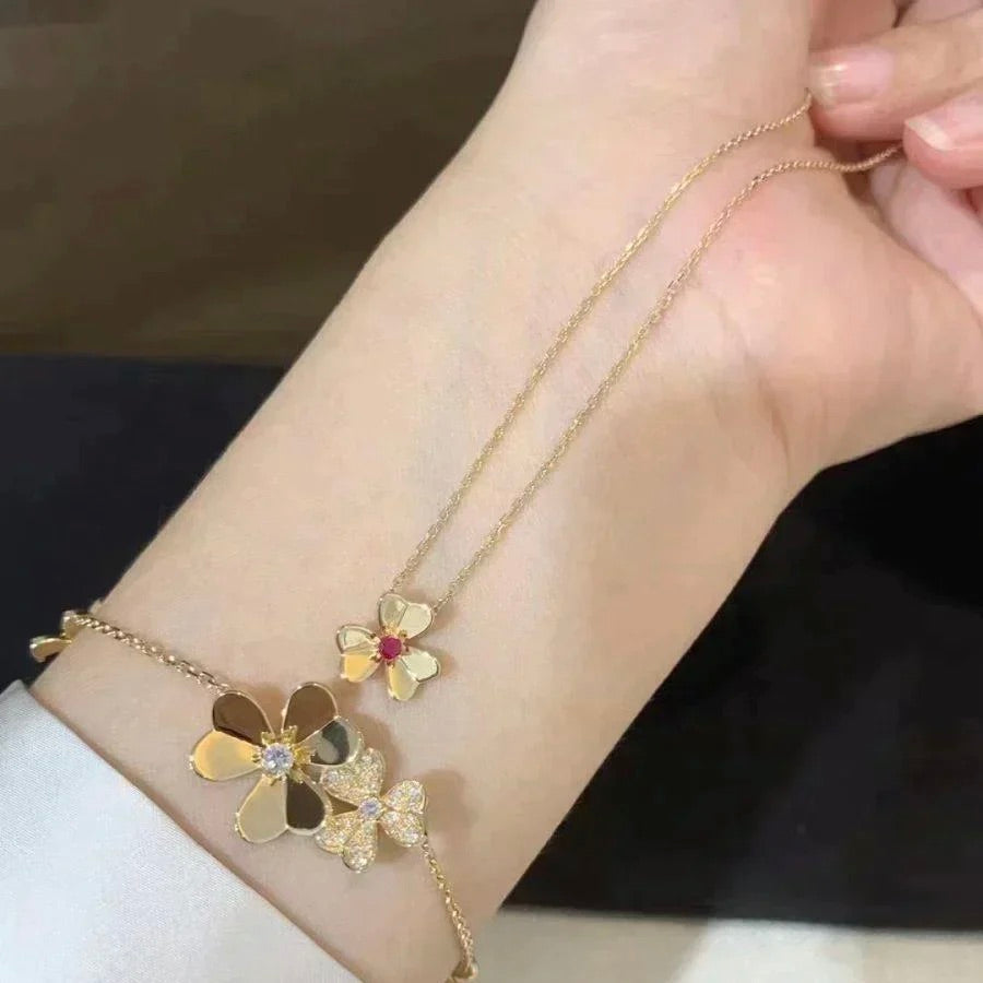 [Everoly JW]FRIVOLE GOLD FLOWER NECKLACE