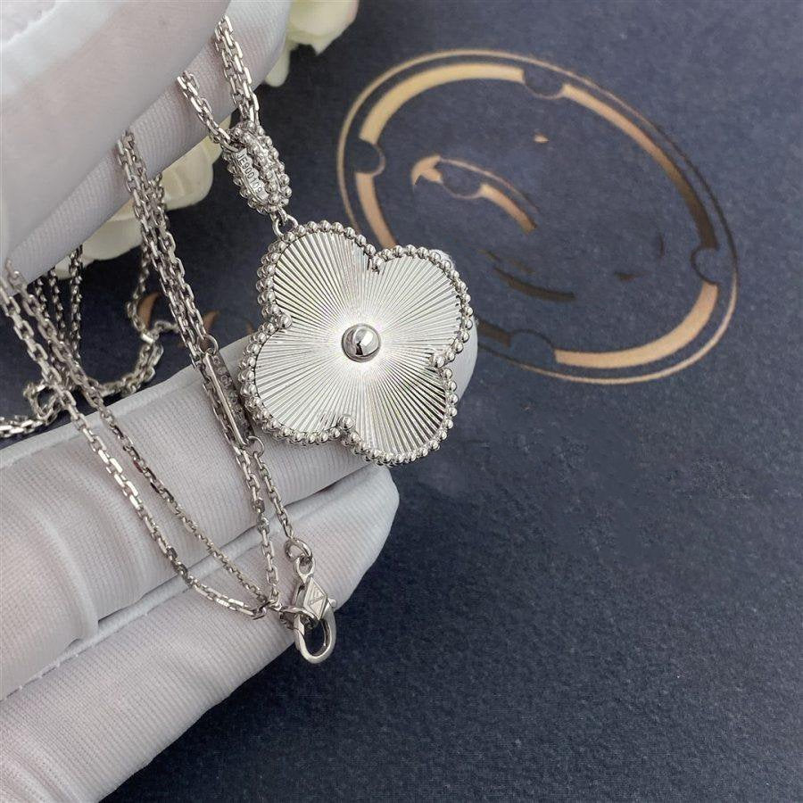 [Everoly JW]CLOVER 25MM SILVER BIG CLOVER NECKLACE