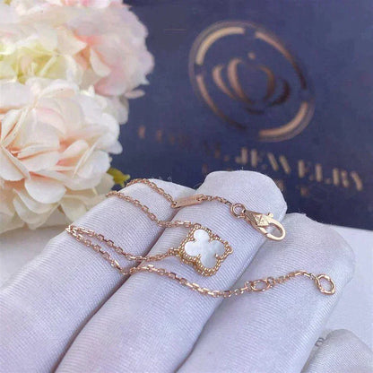 [Everoly JW]CLOVER WHITE MOP SINGLE FLOWER BRACELET