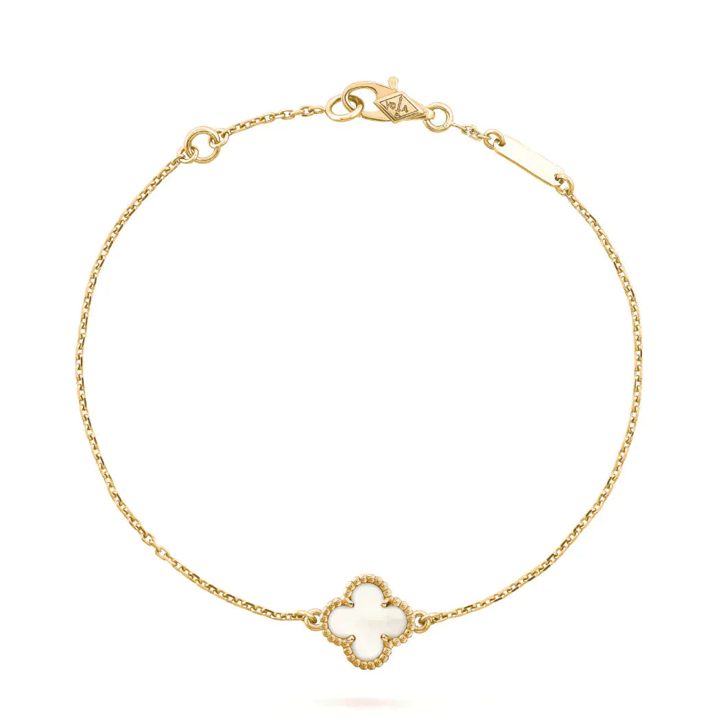 [Everoly JW]CLOVER WHITE MOP SINGLE FLOWER BRACELET