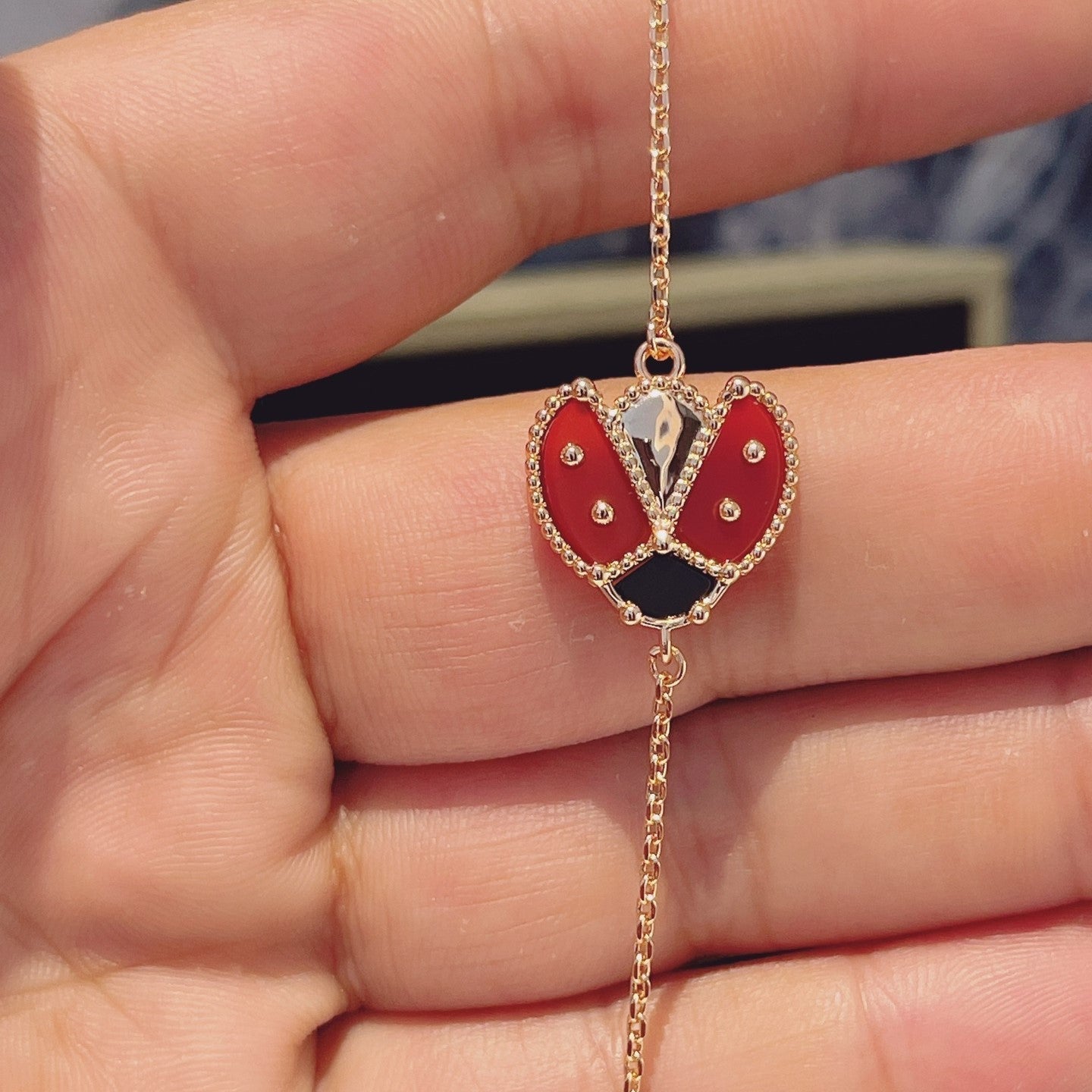 [Everoly JW]LUCKY SPRING 1 MOTIF PINK GOLD BRACELET