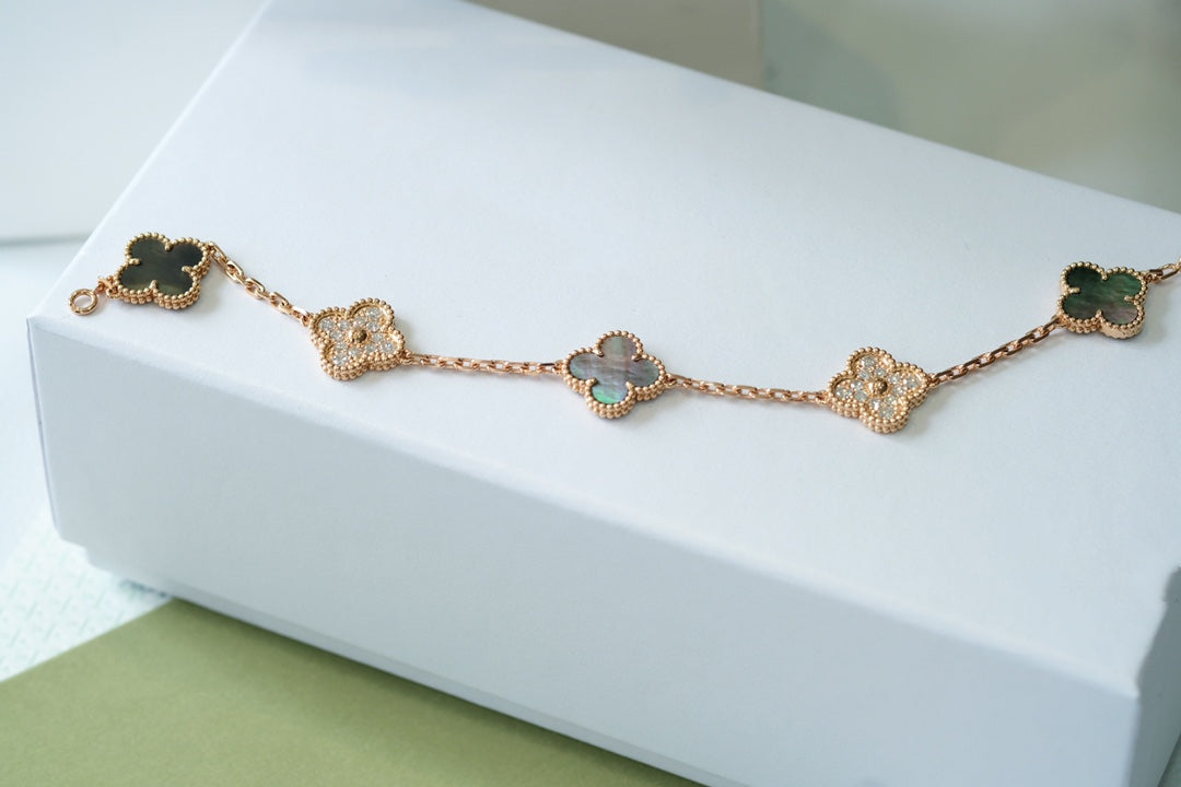 [Everoly JW]CLOVER 5 MOTIFS DARK MOP AND DIAMONDS PINK GOLD BRACELET