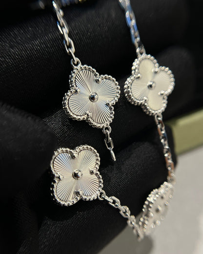 [Everoly JW]CLOVER SILVER 5 MOTIFS BRACELET