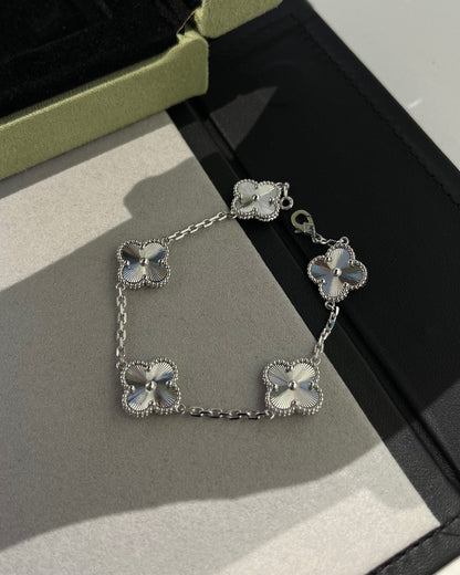 [Everoly JW]CLOVER SILVER 5 MOTIFS BRACELET
